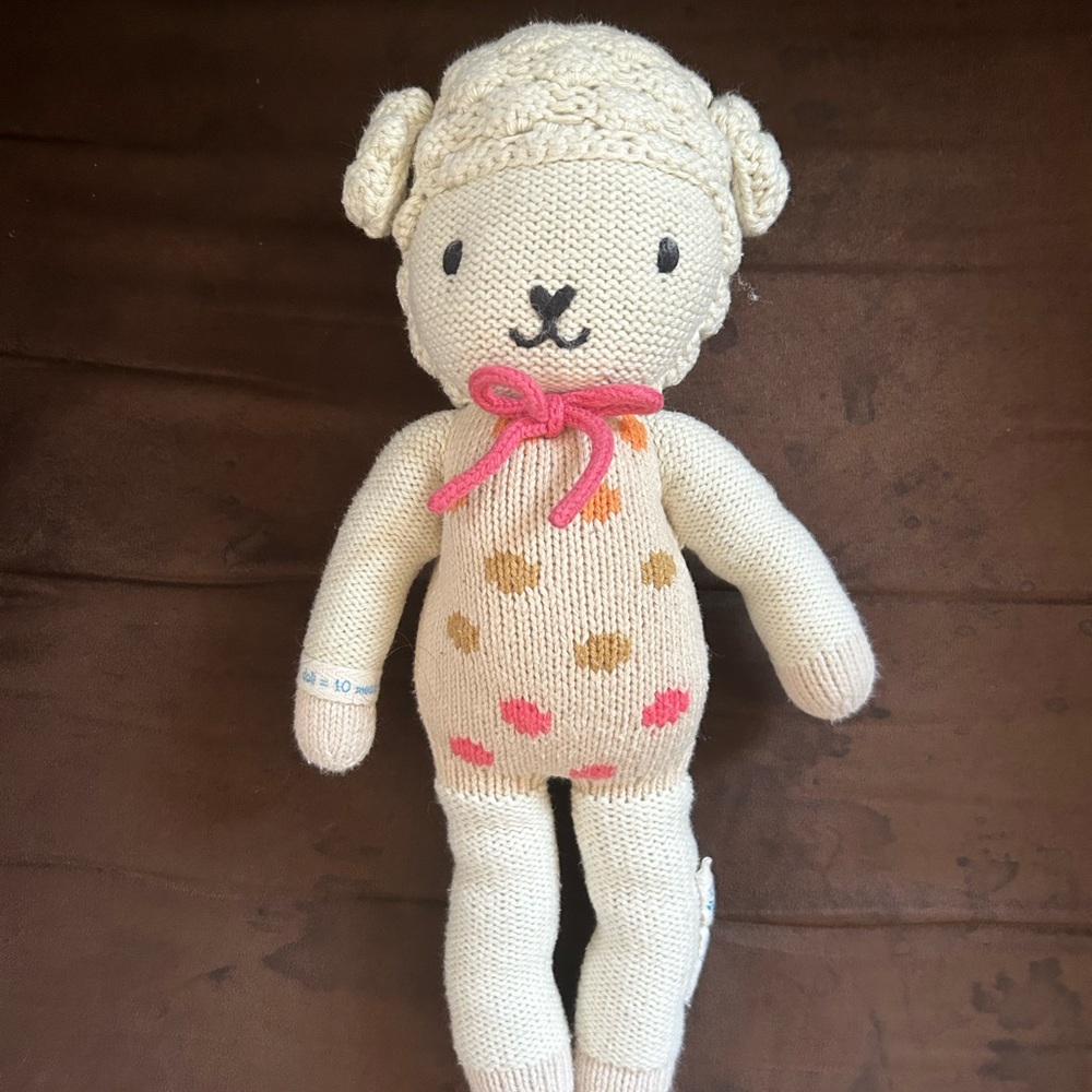 Cuddle & Kind Lucy the Lamb